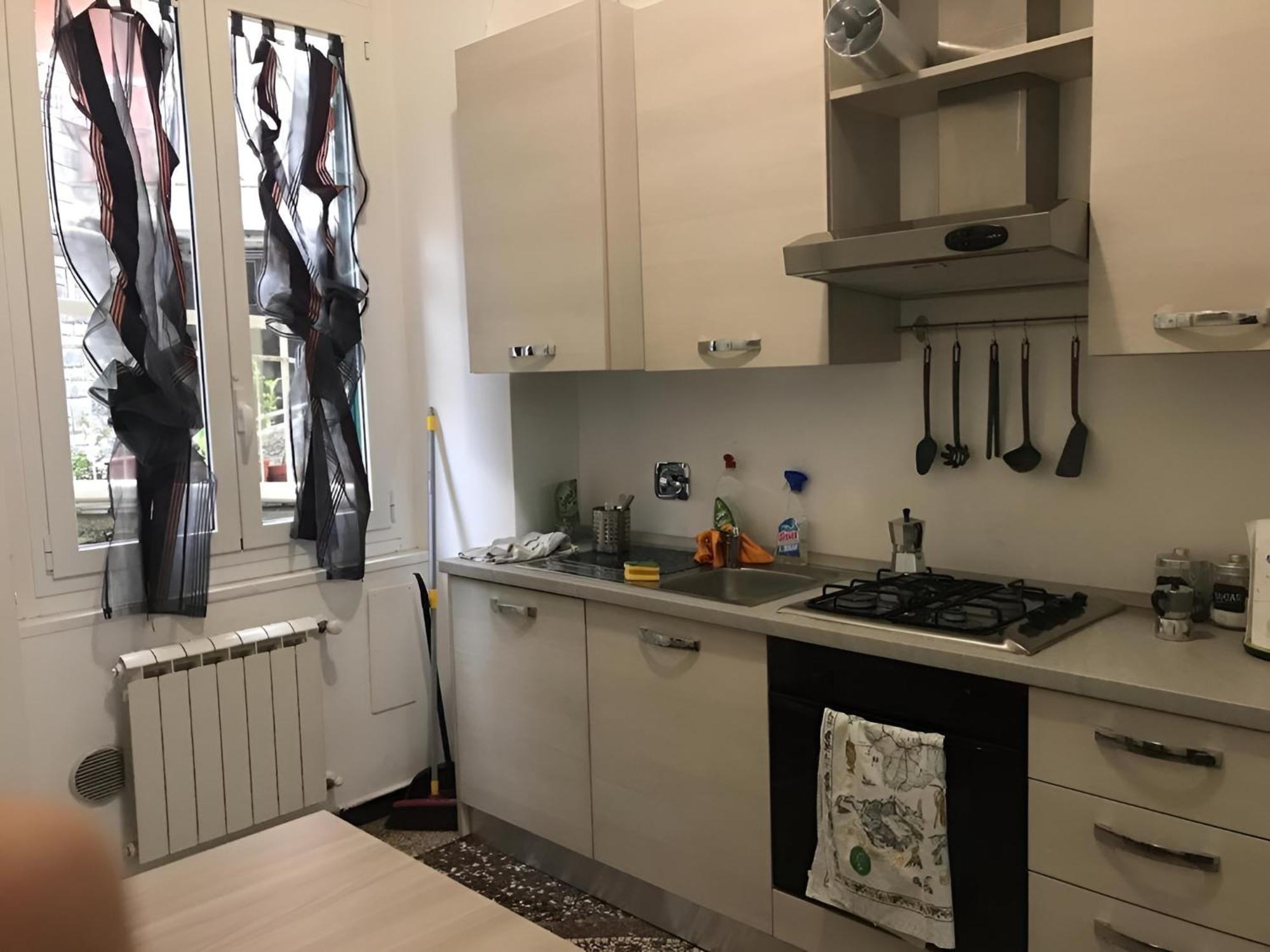 Wow Home - 175 Mq - Posteggio Privato - Davanti Porto Traghetti - Fino A 10 Posti Letto Генуя Экстерьер фото